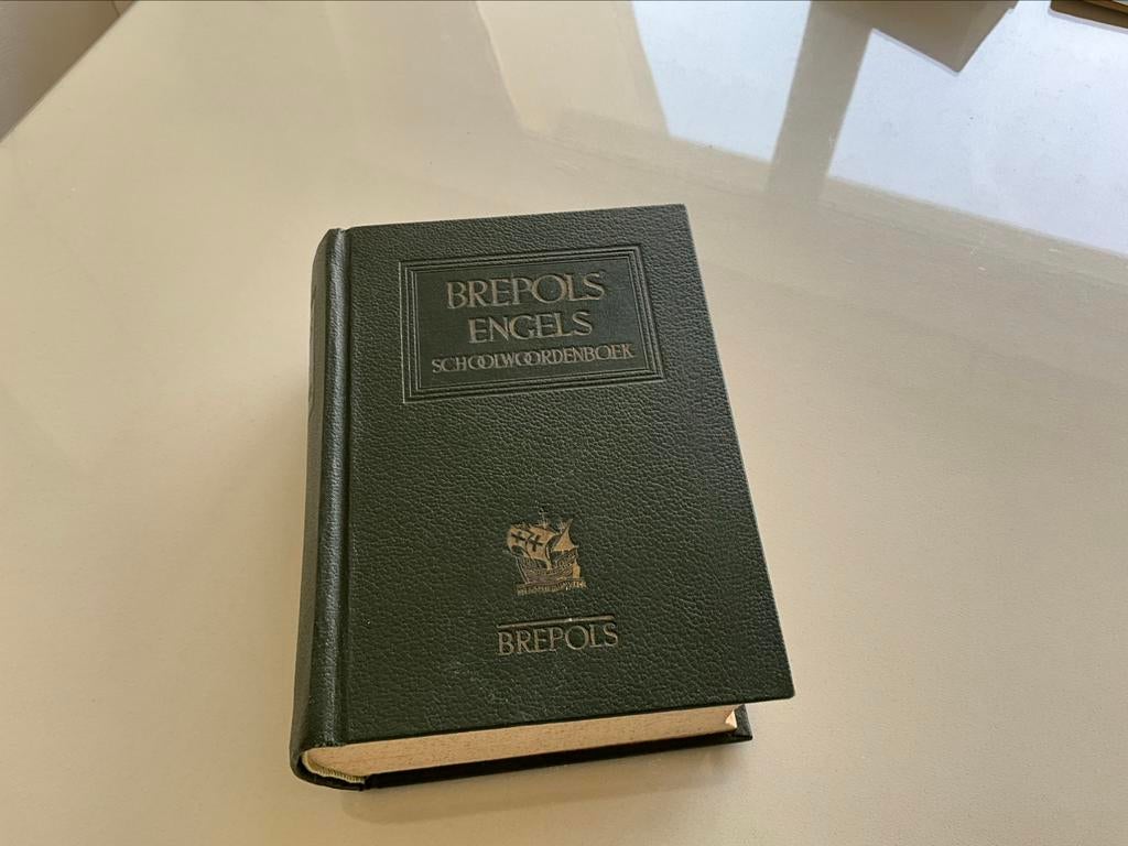 Brepols schoolwoordenboek Nederlands - Engels, Boeken, Ophalen of Verzenden, Zo goed als nieuw, Engels