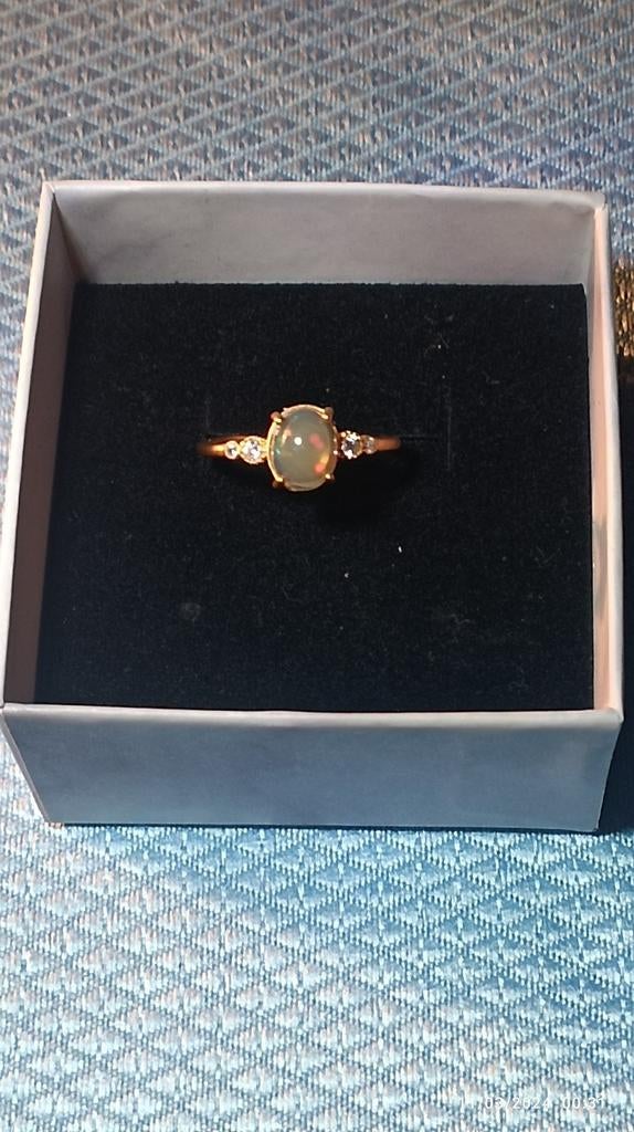 Bague en argent massif plaquée or avec opale Welo, Bijoux, Sacs & Beauté, Bagues, Neuf, Jaune, Enlèvement, Argent