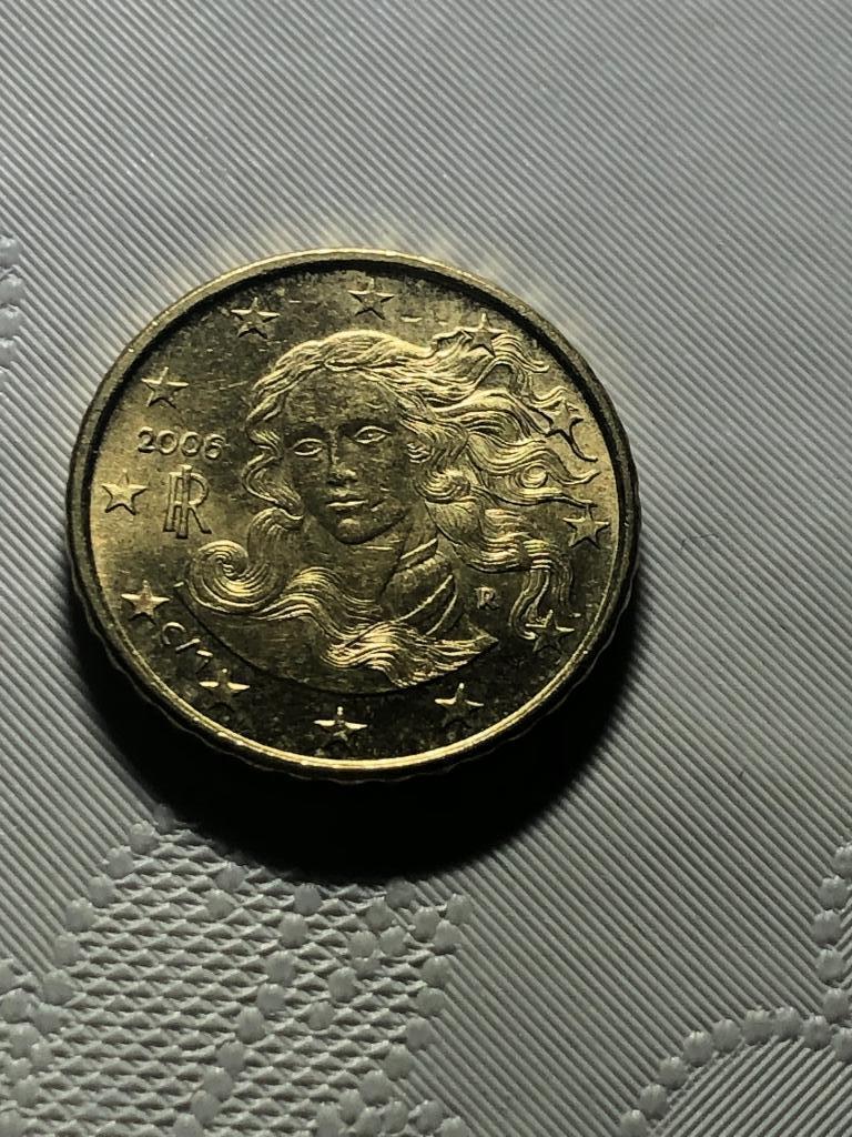 Pièce de 10 centimes d'euro 2006 Italie usagée en bon état., Enlèvement ou Envoi, Italie, 10 centimes, Monnaie en vrac