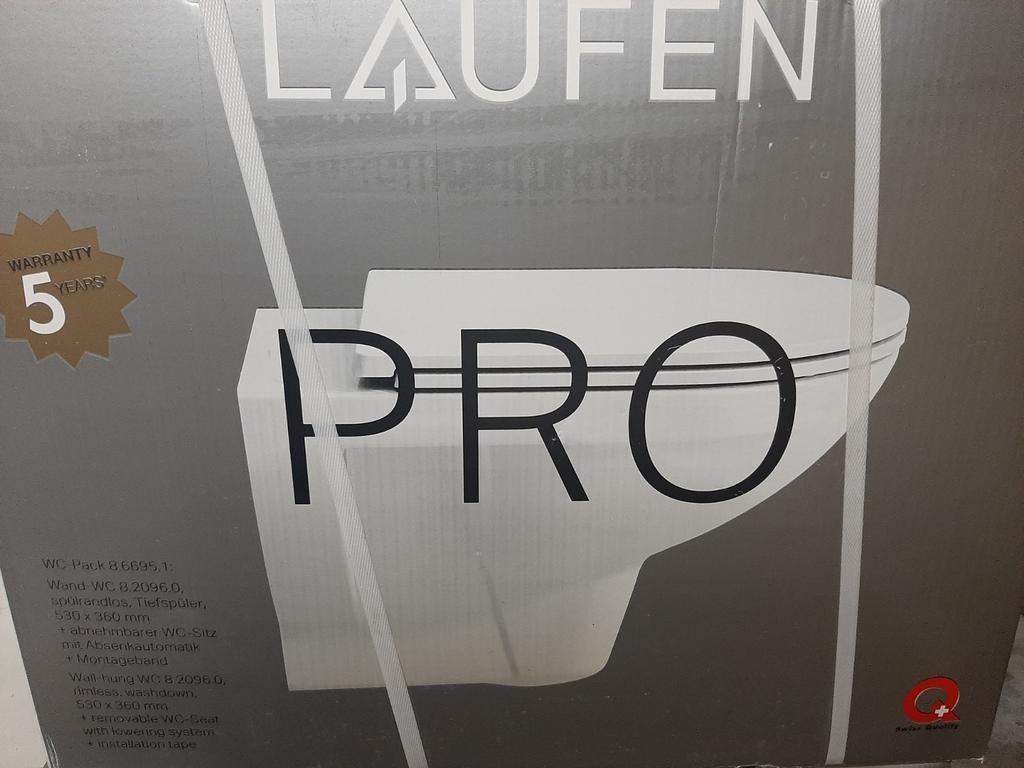 Hangtoilet Laufen Pro NIEUW in verpakking, Doe-het-zelf en Bouw, Sanitair, Nieuw, Toilet, Ophalen