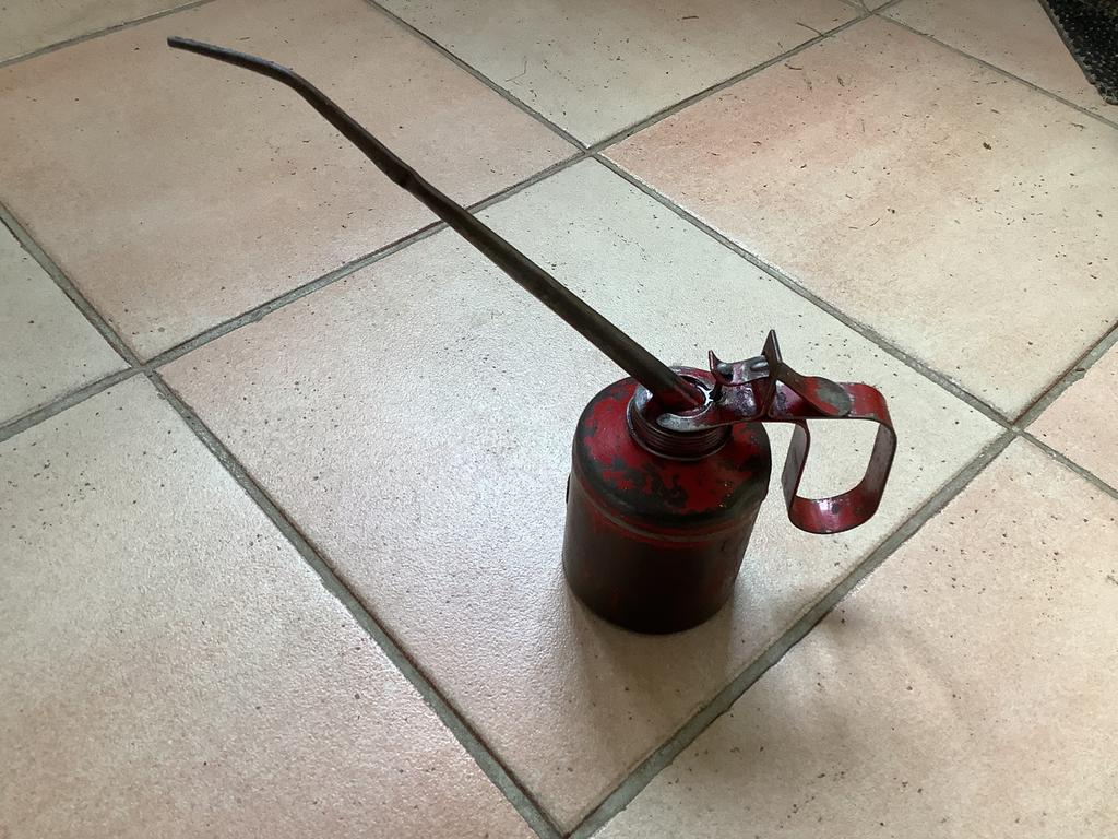 Burette de garage vintage, Antiek en Kunst, Ophalen
