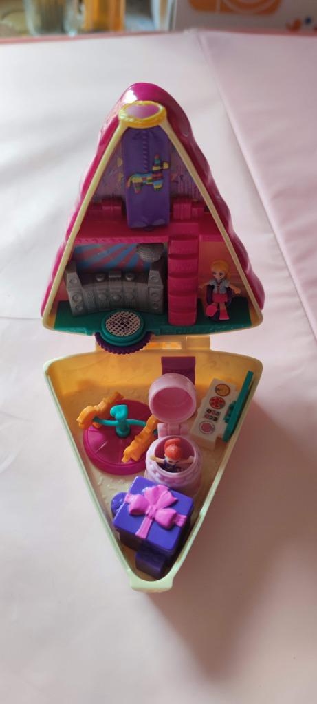 Polly Pocket Pocket World Verjaardagstaart NIEUWSTAAT, Ophalen of Verzenden, Zo goed als nieuw