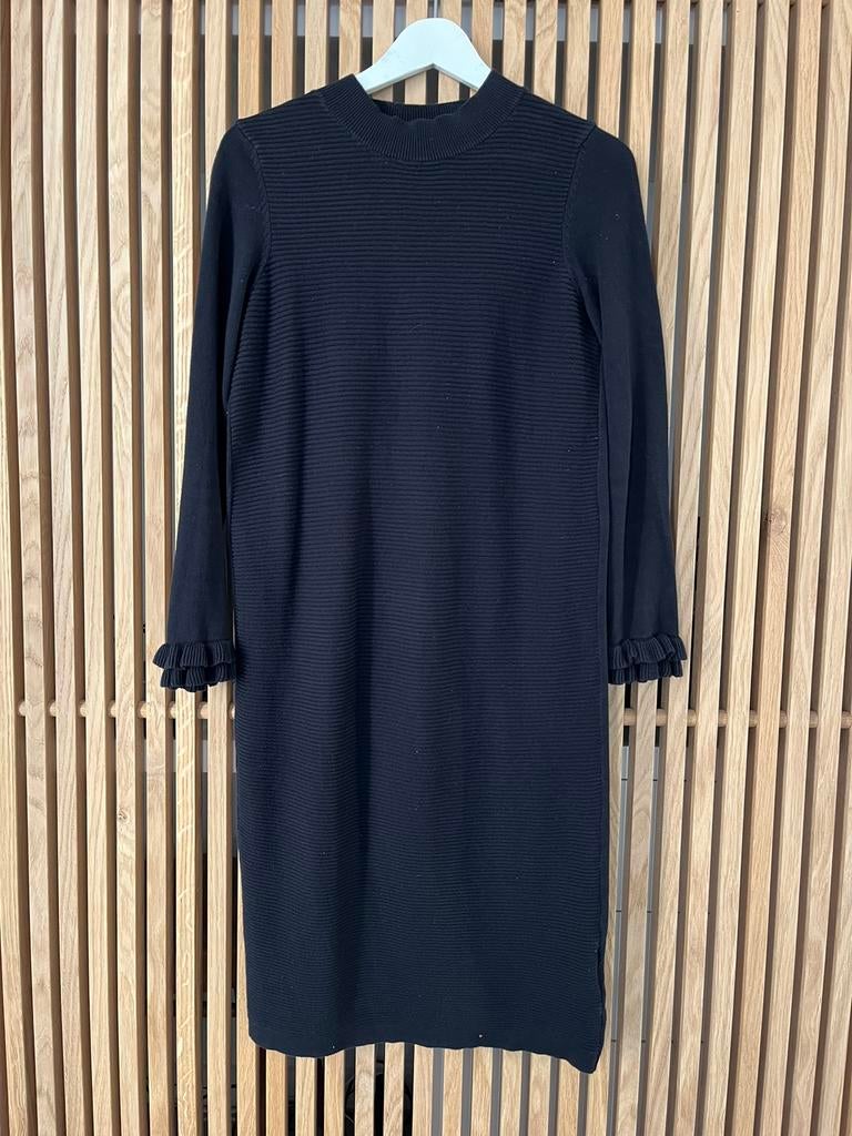 Zwart gebreid kleedje Medium Object, Kleding | Dames, Ophalen of Verzenden, Zo goed als nieuw, Zwart