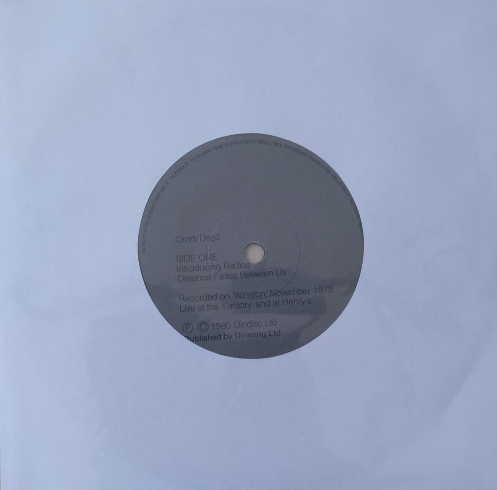 OMD - Distance fades between us - Introducing radio's, Cd's en Dvd's, Vinyl Singles, Verzenden, Zo goed als nieuw, Pop
