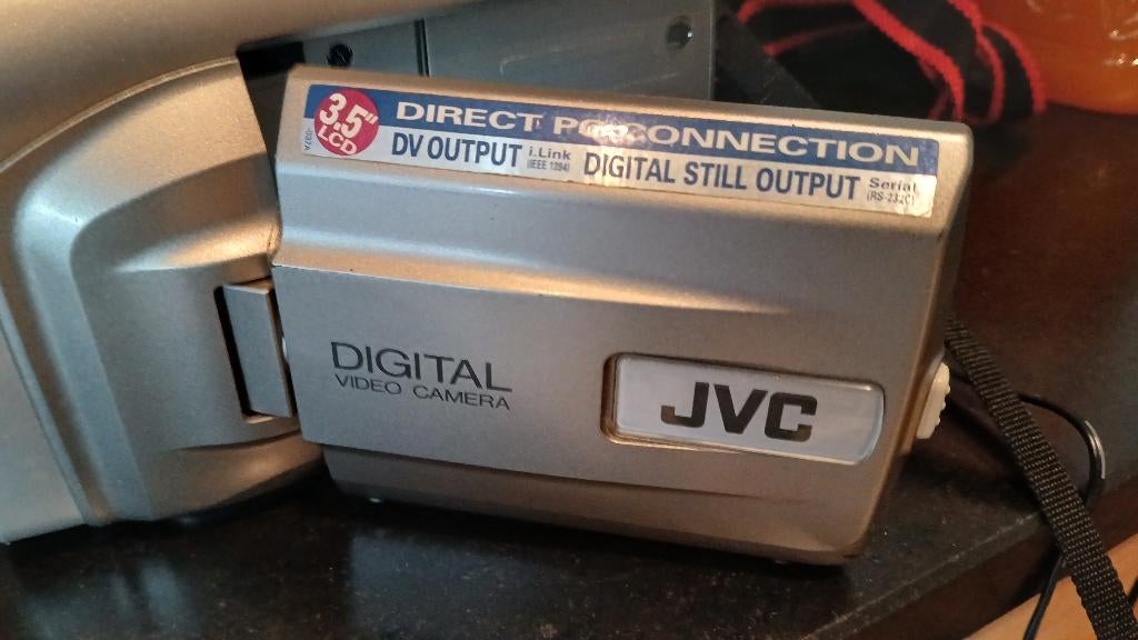 super camera jvc mini dv nv dvl 40e grand ecran, TV, Hi-fi & Vidéo, Enlèvement ou Envoi, JVC, Microphone externe, Caméra