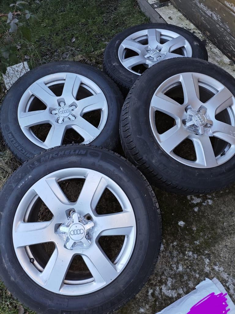 jantes 17 pouces Audi en bon état avec Pneus hiver Michelin, Enlèvement, 17 pouces, Pneus hiver, Pneu(s)