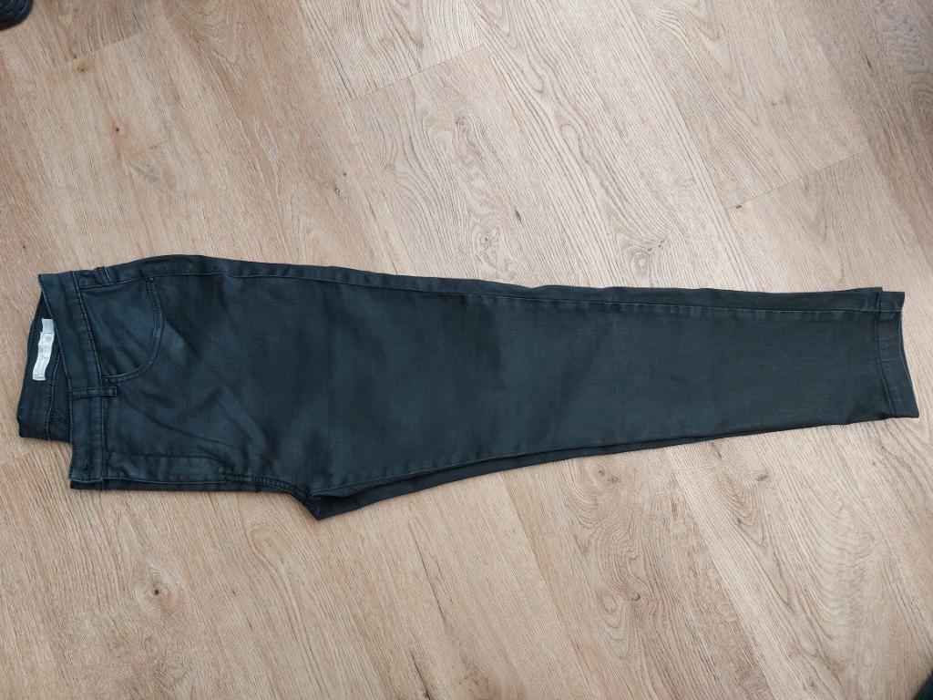 zwarte jeans Liberty Island in maat 42, Kleding | Dames, Zwart, Zo goed als nieuw, W33 - W36 (confectie 42/44), Liberty island