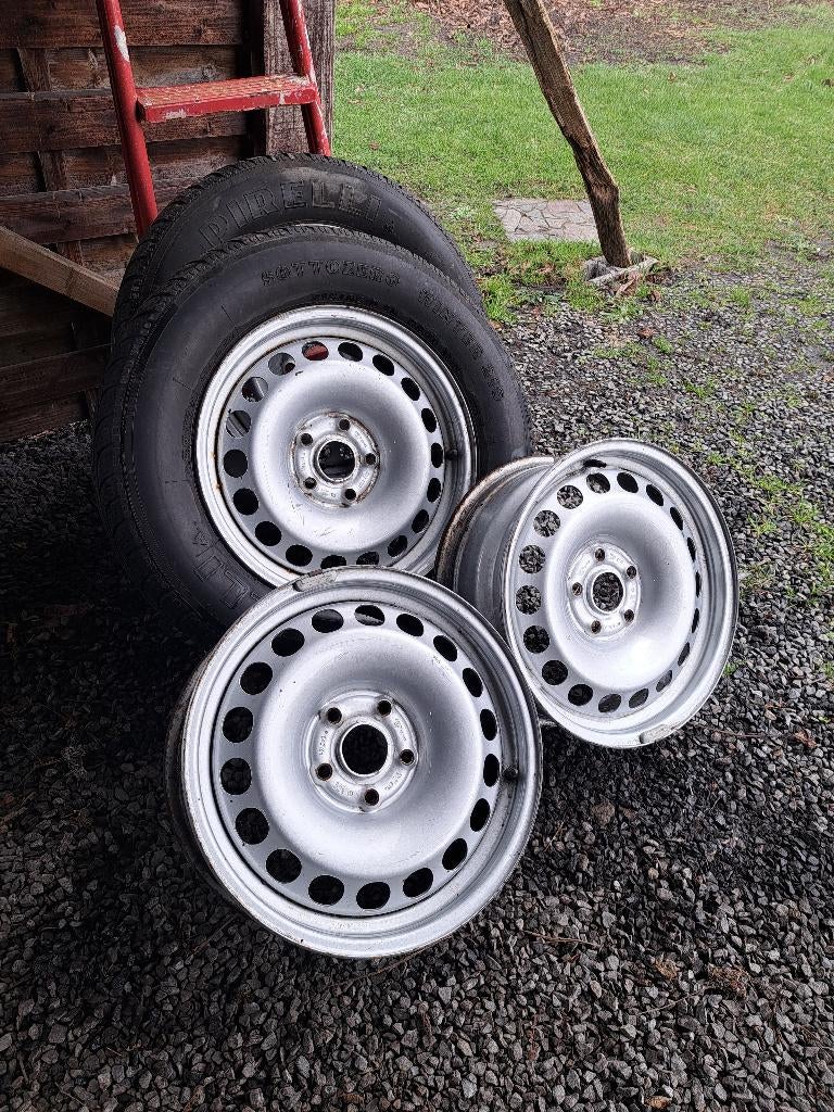 4 Zilverkleurige stalen velgen VW, Auto-onderdelen, Banden en Velgen, Gebruikt, Velg(en), Winterbanden, Ophalen