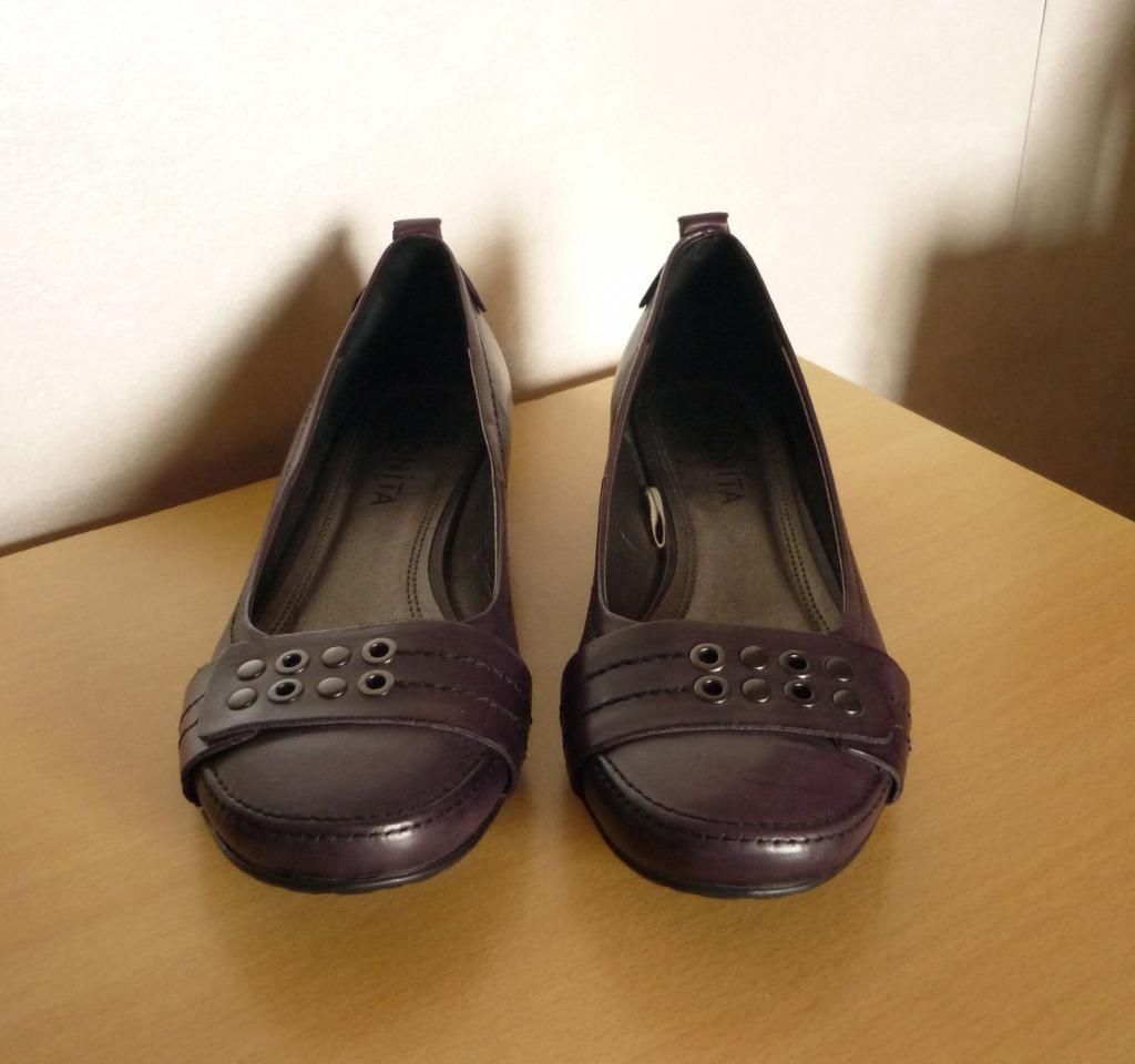 Donkerpaarse lederen ballerinas van Bonita Maat 37, Kleding | Dames, Schoenen, Ophalen of Verzenden