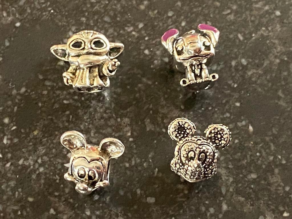 Bedels van Disney, NIEUW, 4 bedels of meer, Ophalen of Verzenden, Nieuw, Overige merken