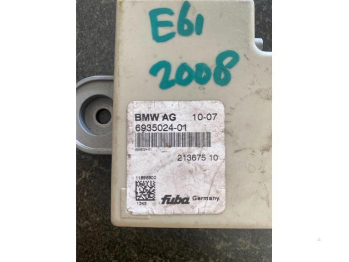 Antenne amplificateur d'un BMW 5-Serie, Enlèvement ou Envoi, 3 mois de garantie, Utilisé, BMW