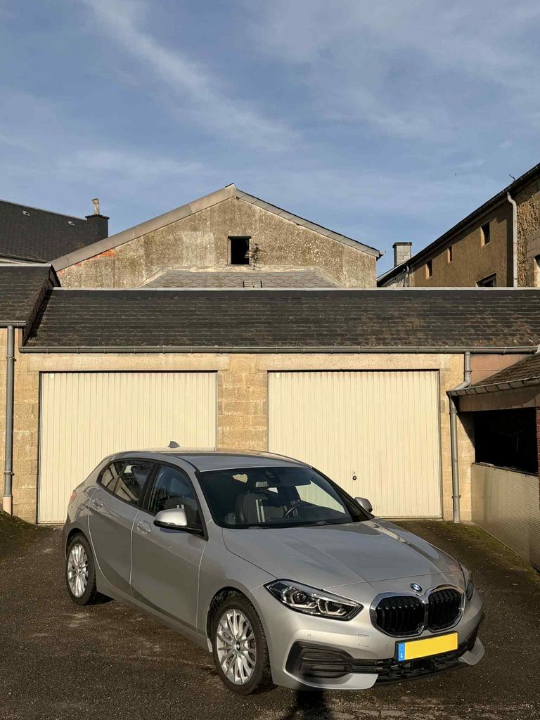 BMW 116D TE KOOP, Auto's, Voorwielaandrijving, Zwart, 5 deurs, Particulier