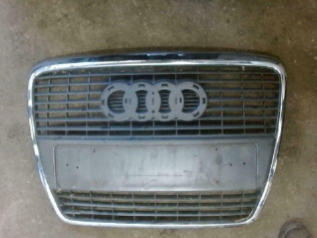 Calandre Audi A6 III (4F) phase 1 2005-2008 LP/12832, Auto-onderdelen, Carrosserie, Audi, Voor, Gebruikt, Ophalen of Verzenden