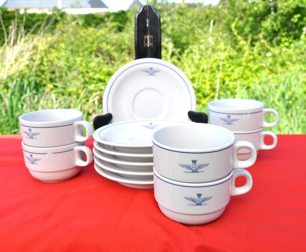 6 tasses a café avec sous tasses force aerienne italienne, Collections, Enlèvement ou Envoi, Armée de l'air, Autres types