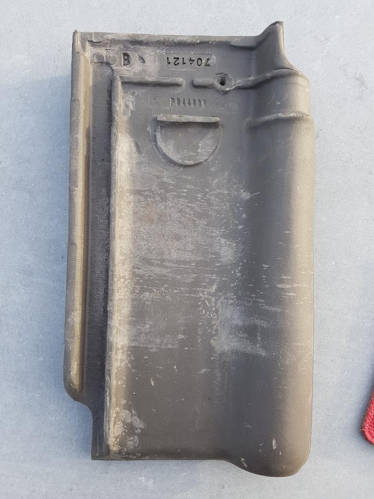 TUILES 3/4 KORAMIC 44 VIEUX LATEM BLEU FUME, Ophalen of Verzenden, Zo goed als nieuw, Blauw, Dakpannen