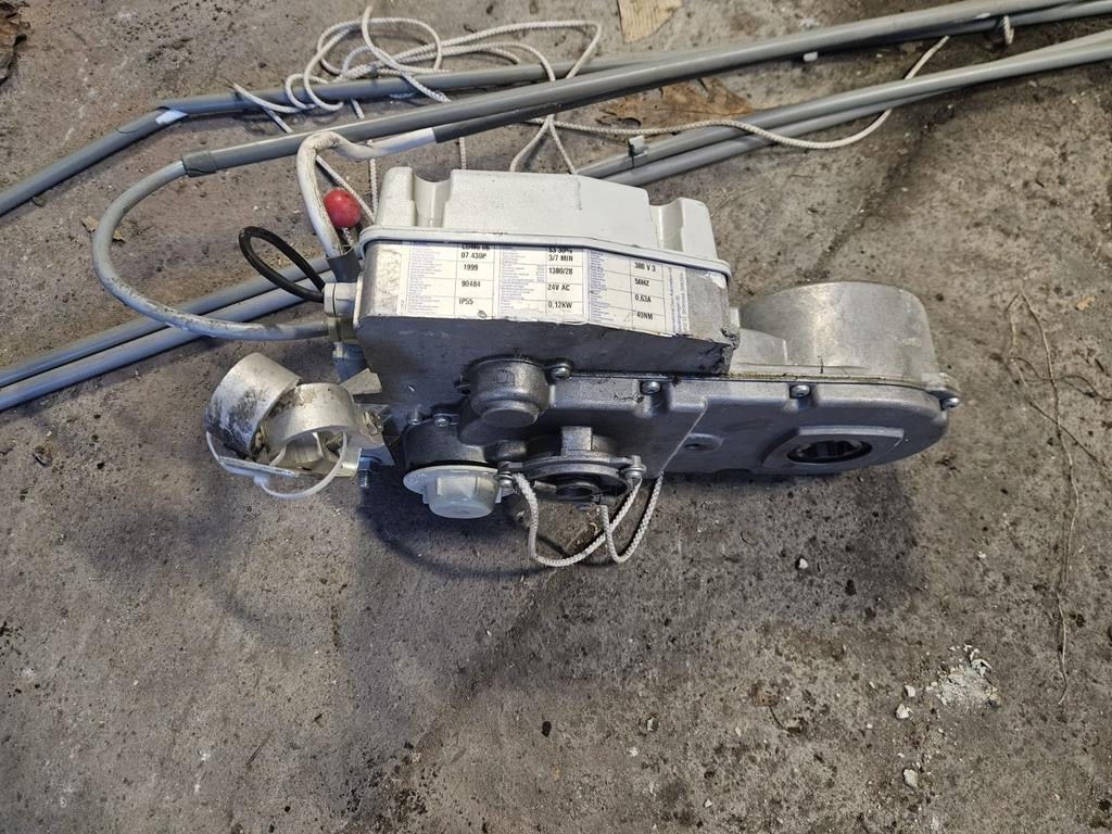 Moteur de porte de garage