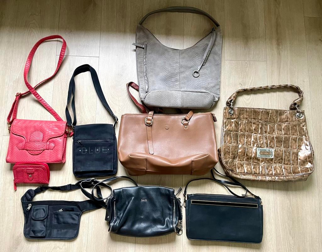 Diverse handtassen o.a. van Boo!,Gaudi,Nica,Parfois,Burkely, Handtassen en Accessoires, Tassen | Damestassen, Ophalen of Verzenden