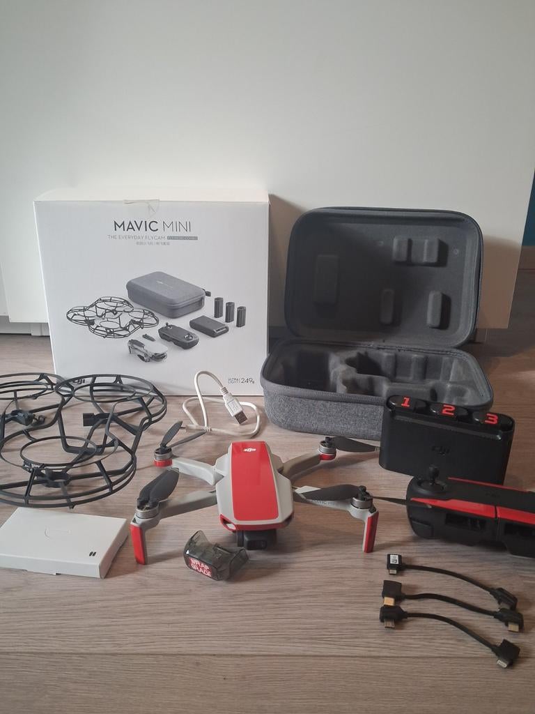 Dji mavic mini fly more combo, Enlèvement ou Envoi, RTF (Ready to Fly), Comme neuf, Quadricoptère ou Multicoptère