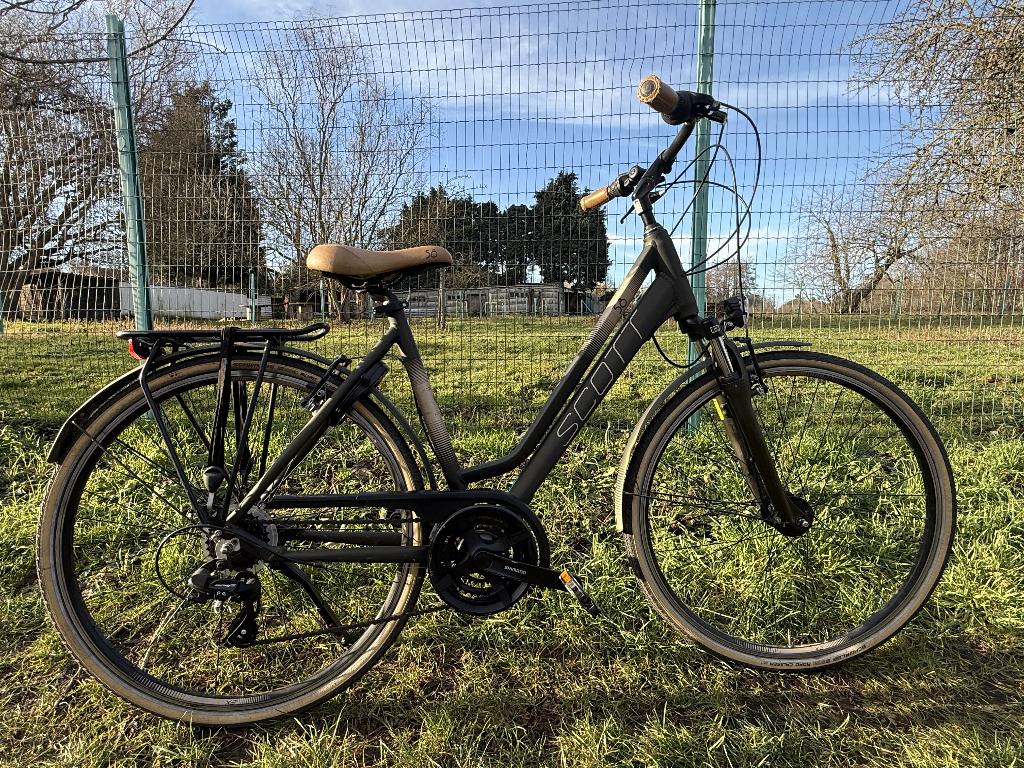 Damesfiets Scott - Maat 58, Fietsen en Brommers, Gebruikt, Versnellingen, 56 cm of meer, Ophalen