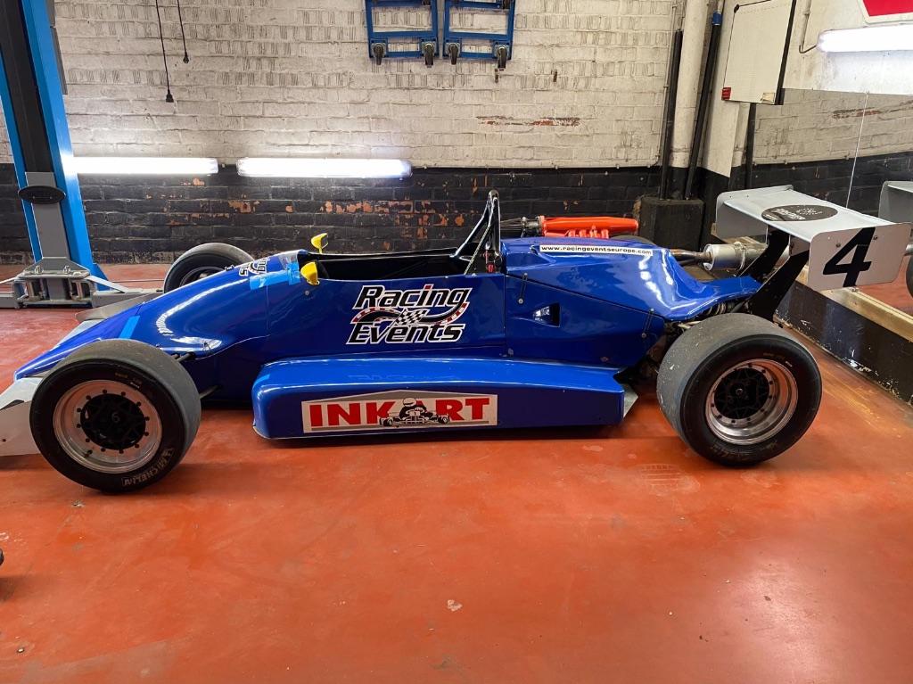 Formule Renault Race wagen, Achat, Particulier, Cuir synthéthique, 1800 cm³