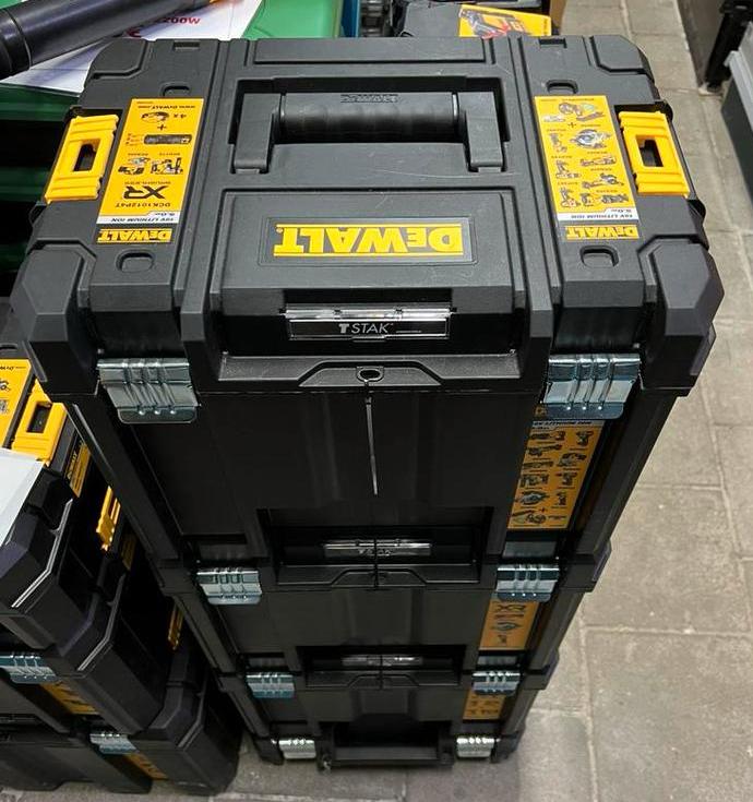 Kit 4, 7,10 machines DeWalt, Enlèvement, Neuf