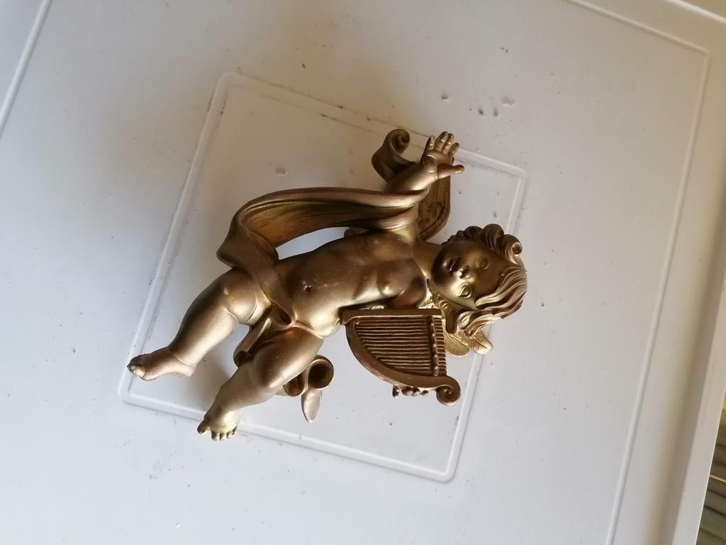 Ange mural doré avec petit pendentif, Enlèvement, Comme neuf
