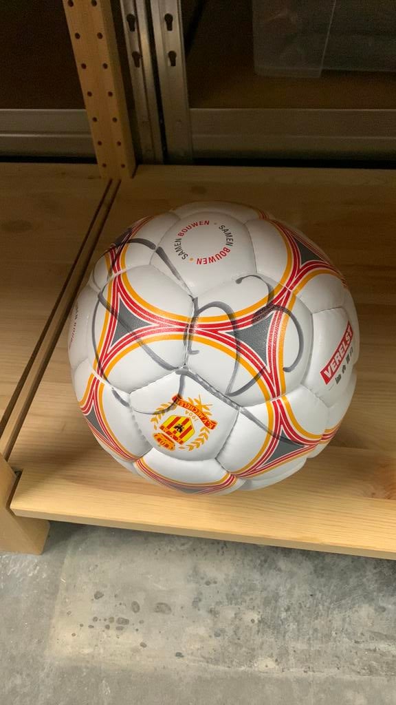 Gesigneerde bal Daam Foulon KV Mechelen, Sport en Fitness, Maat M, Ophalen, Nieuw, Bal