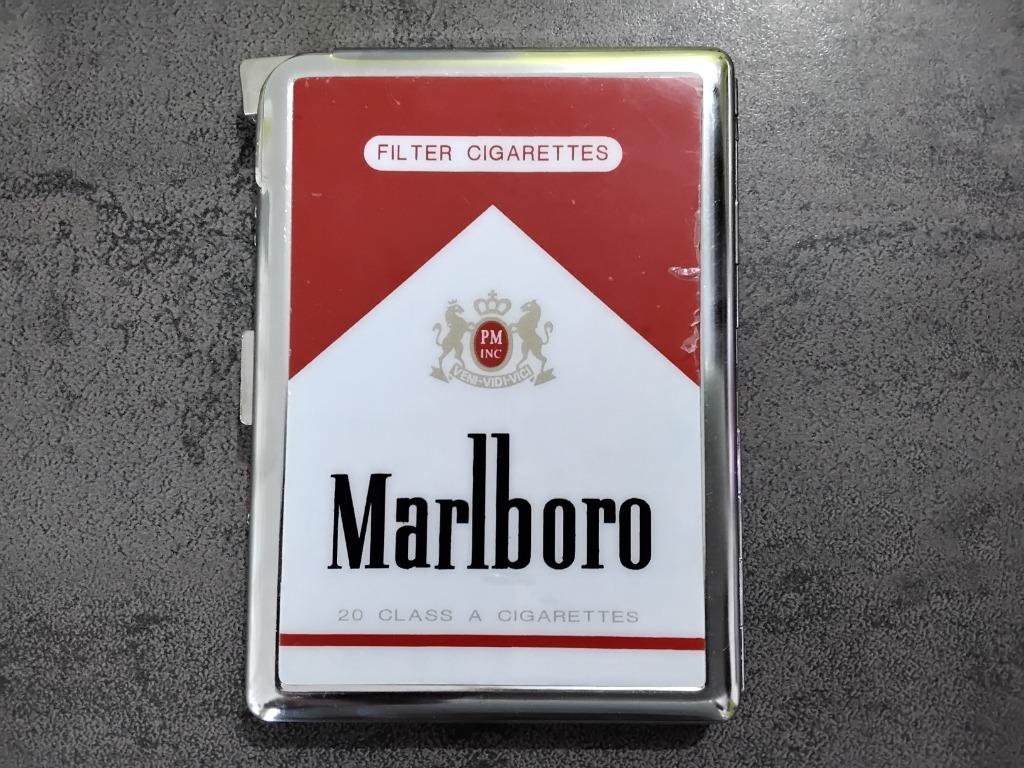 Marlboro étui à cigarettes, Collections, Enlèvement ou Envoi, Neuf, Ustensile