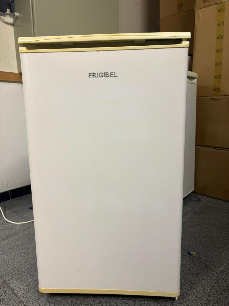 Frigo + vriezer te koop - Frigibel koelkast, Electroménager, Avec compartiment congélateur, Enlèvement, Utilisé, 45 à 60 cm