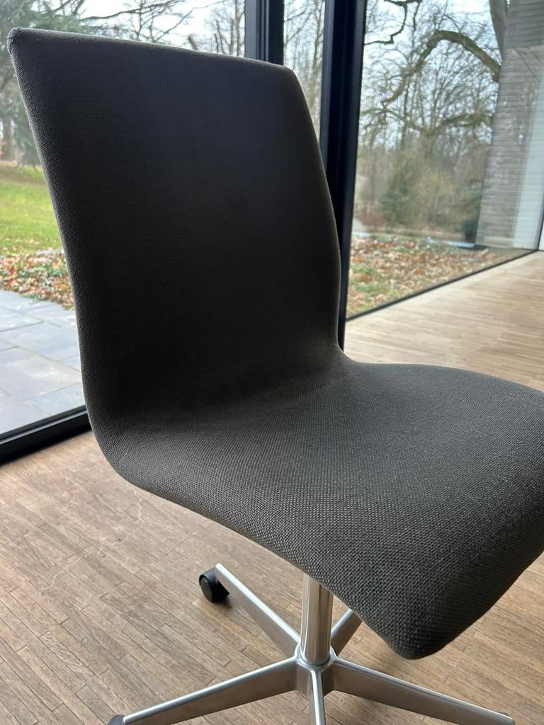 Fritz Hansen oxford chair Arne Jacobsen, Ophalen, Zo goed als nieuw, Bureaustoel