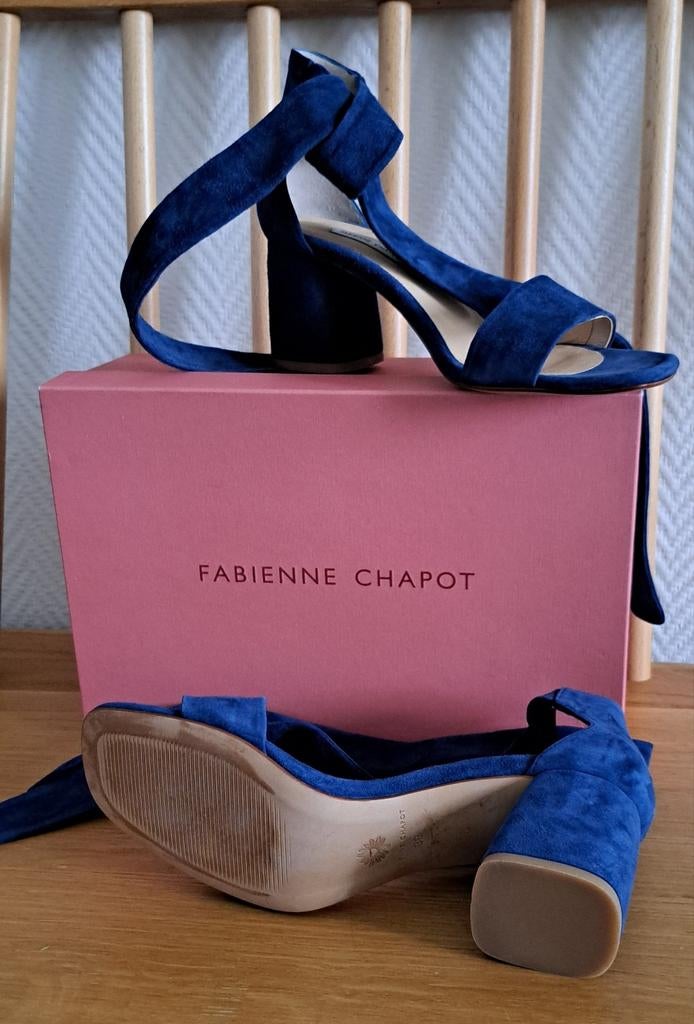 Fabienne Chapot blauw suède sandalen (39), Ophalen, Blauw, Nieuw, Sandalen of Muiltjes