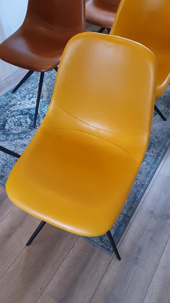 3 stoelen op draaivoet, Ophalen, Overige materialen, Gebruikt, Overige kleuren