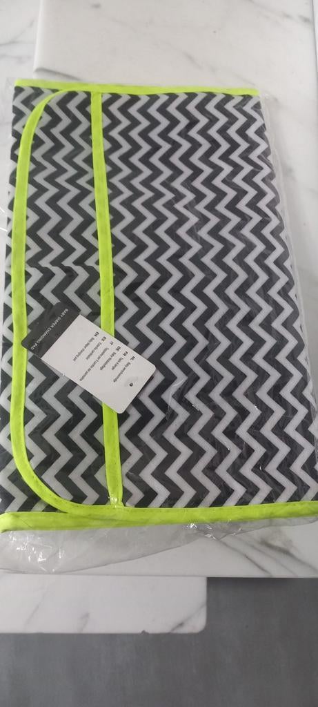 Tapis à langer nouveau, Enlèvement, Neuf