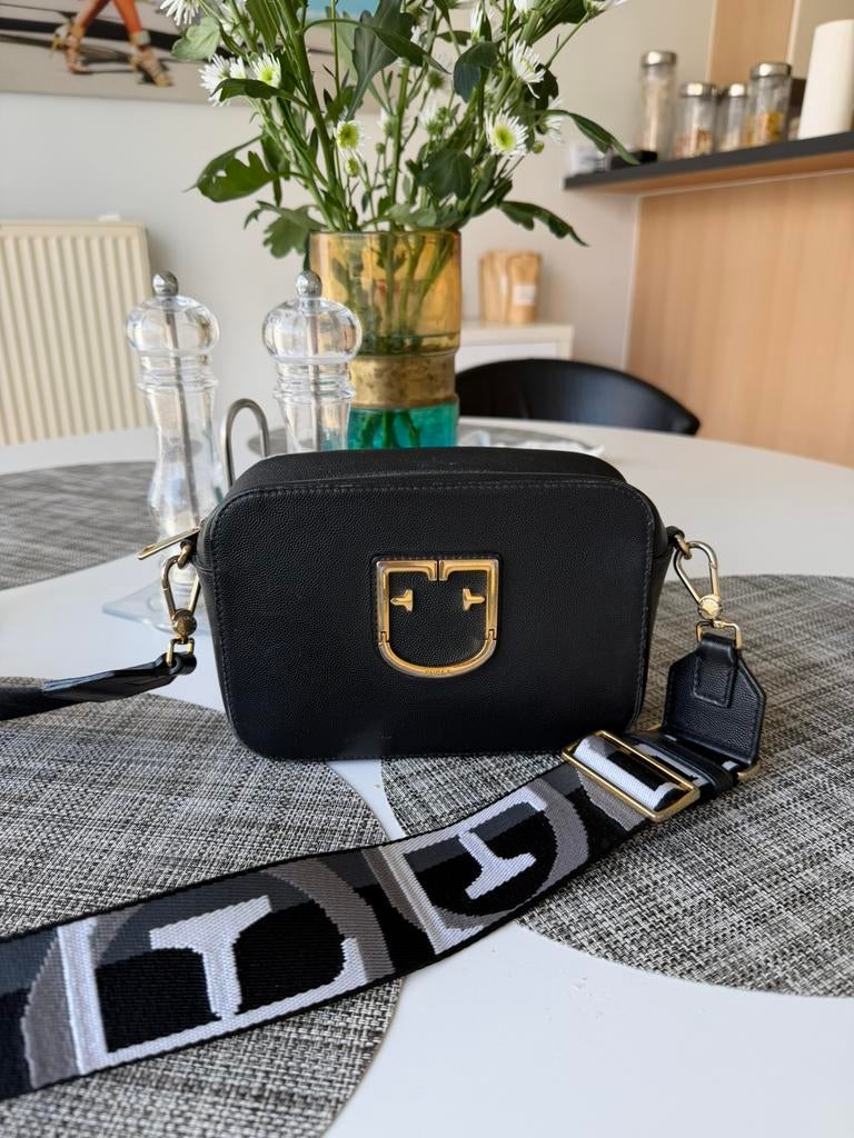 Furla, Handtassen en Accessoires, Tassen | Damestassen, Ophalen, Zo goed als nieuw, Zwart