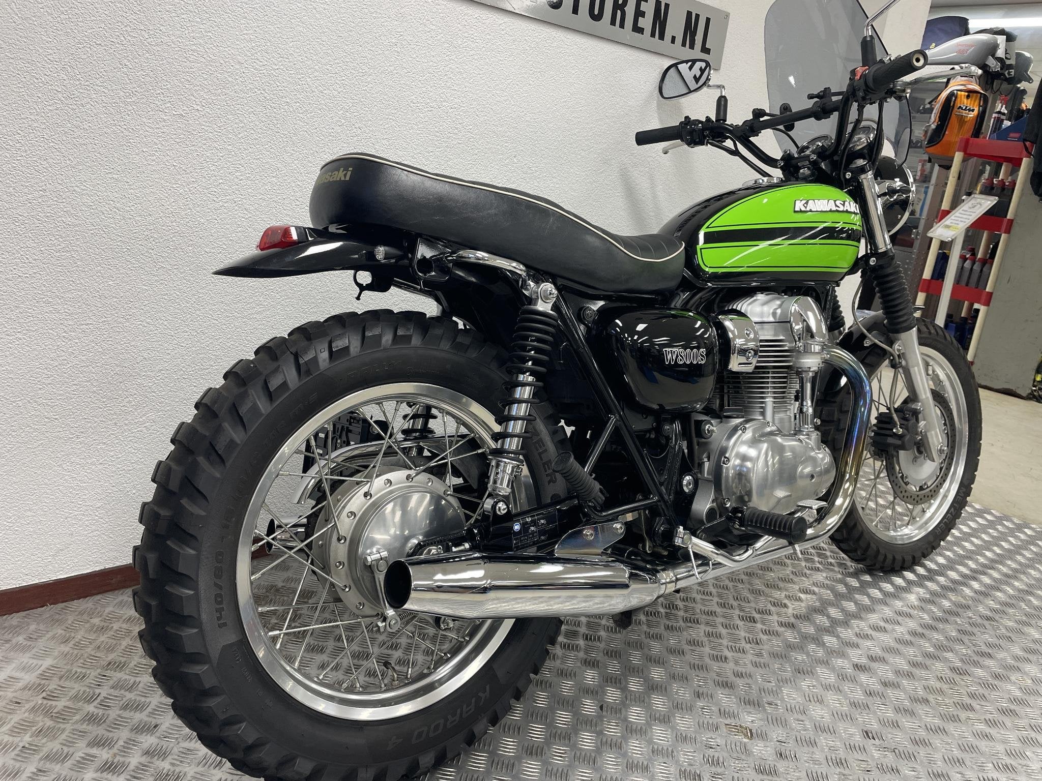 Kawasaki W800 W 800 S SPECIAL EDITION BOVAGGARANTIE 3344 KM, Motos, Tourisme, Occasion, 773 cm³, Info@kawasaki.nl