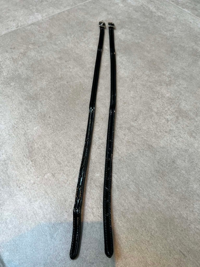 Nieuwe glanzende laklederen spoorriempjes volwassenen, 49cm, Animaux & Accessoires, Neuf, Autres marques, Enlèvement ou Envoi