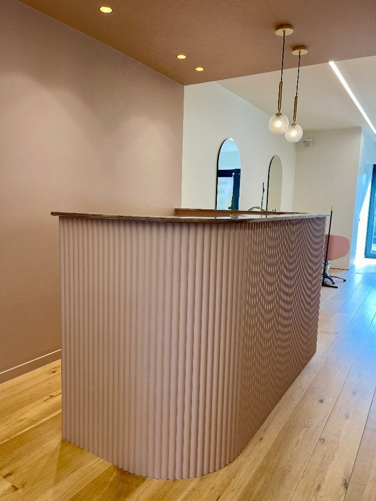 Kassameubel winkel, Receptie of Entree, Ophalen, Gebruikt, Inrichting