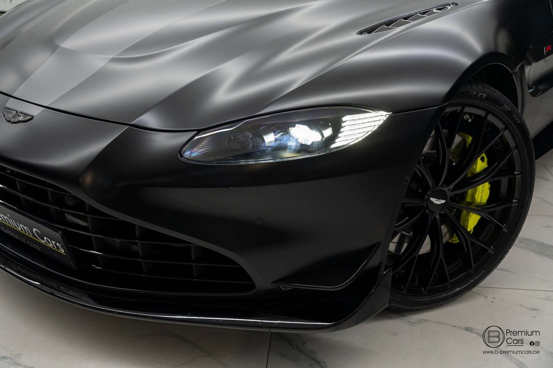 Aston Martin Vantage Roadster F1 Edition | Carbon | 360 Came, Autres modèles, Achat, Entretenue par le concessionnaire, 2 portes