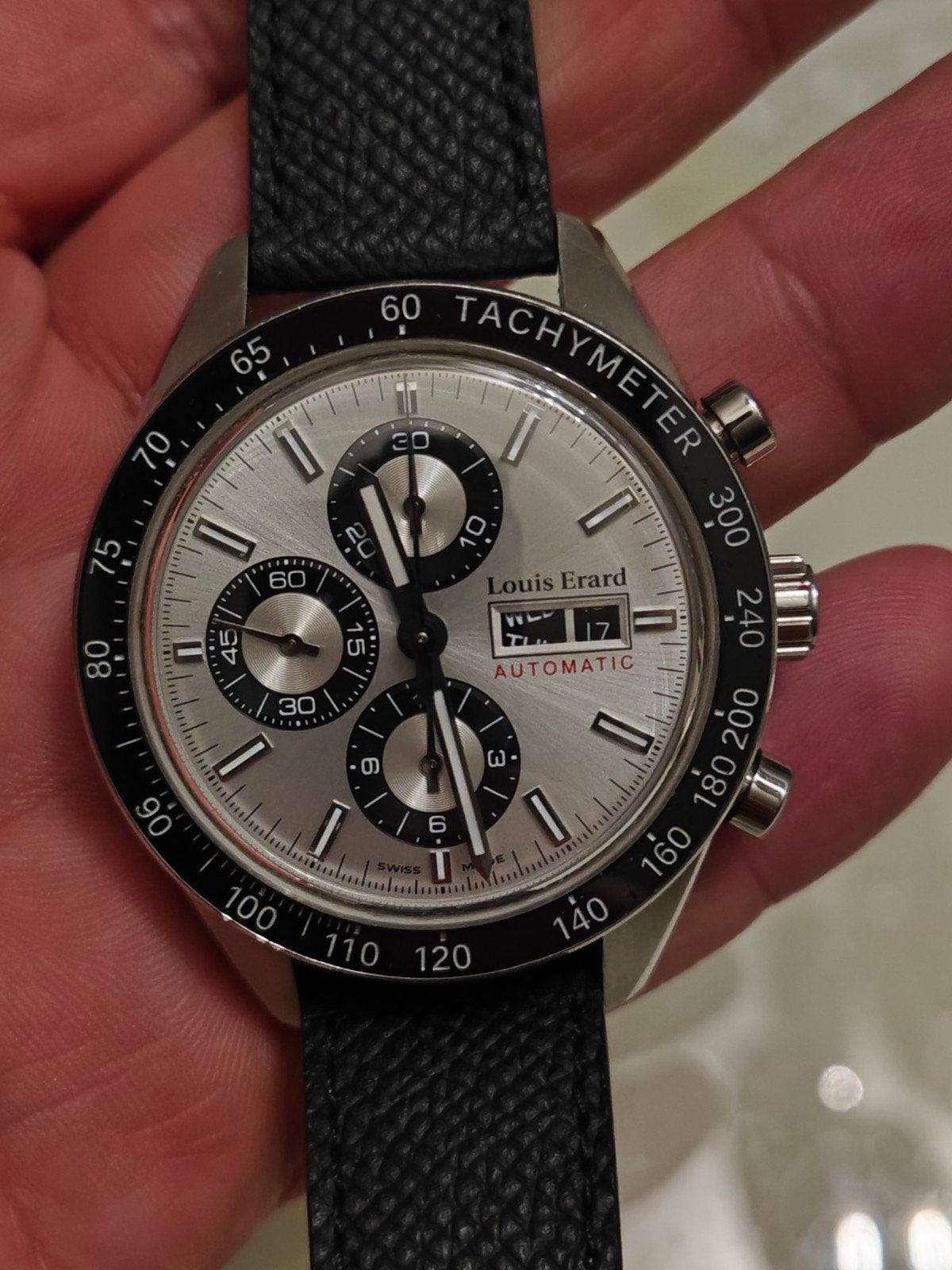 Omega and more, Ophalen, Omega