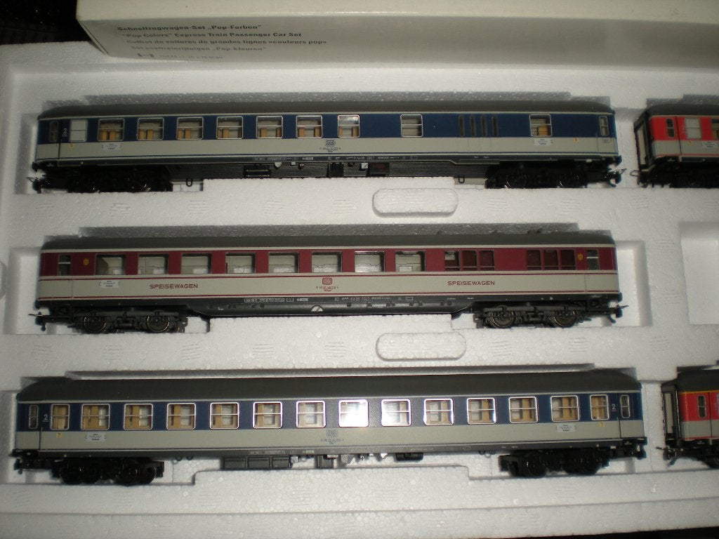Set personenrijtuigen Marklin, Wisselstroom, Verzenden, Wagon, Zo goed als nieuw