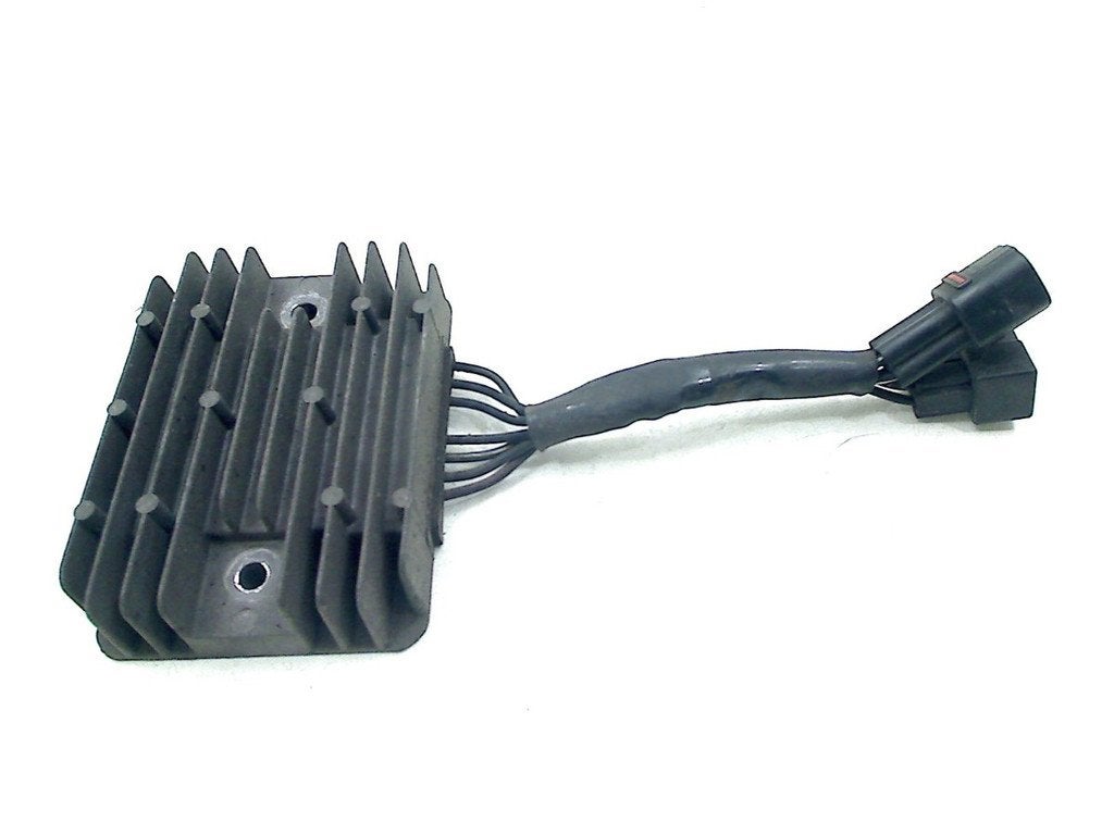 SPANNINGSREGELAAR Suzuki, Motoren, Dhr. S. di Majo, Gebruikt, Info@cama-motorparts.nl, P.J. Troelstraweg 8 8
3144 CX  MAASSLUIS, NL