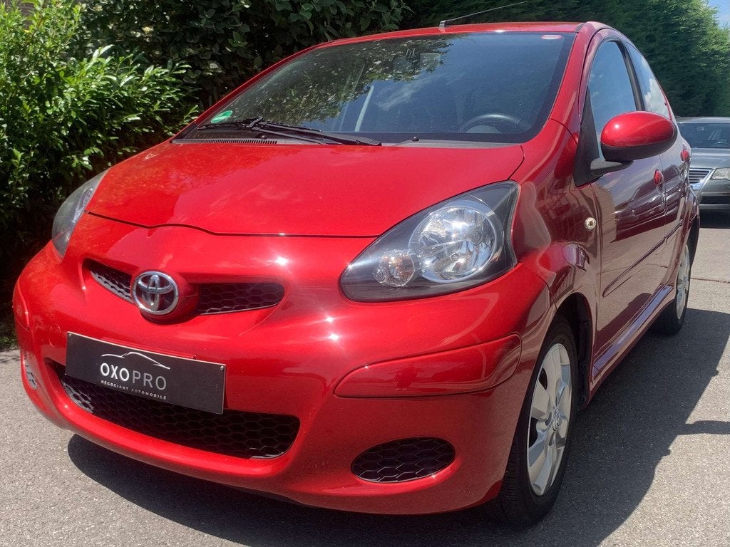 Toyota Aygo 1.0 ESSENCE / MIAMI / AIRCO / GARANTIE / MOTEUR, Autos, Toyota, Achat, Entreprise, 5 portes, Tissu