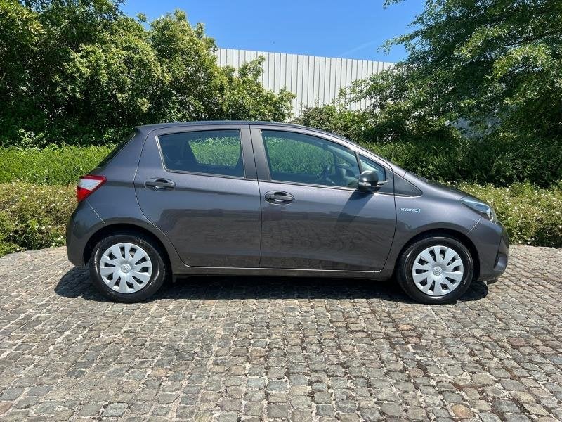 Toyota Yaris Active, Auto's, Automaat, https://public.car-pass.be/vhr/df7206f7-7d99-4b8f-869a-15e5da703da5, 72 kW, 5 deurs