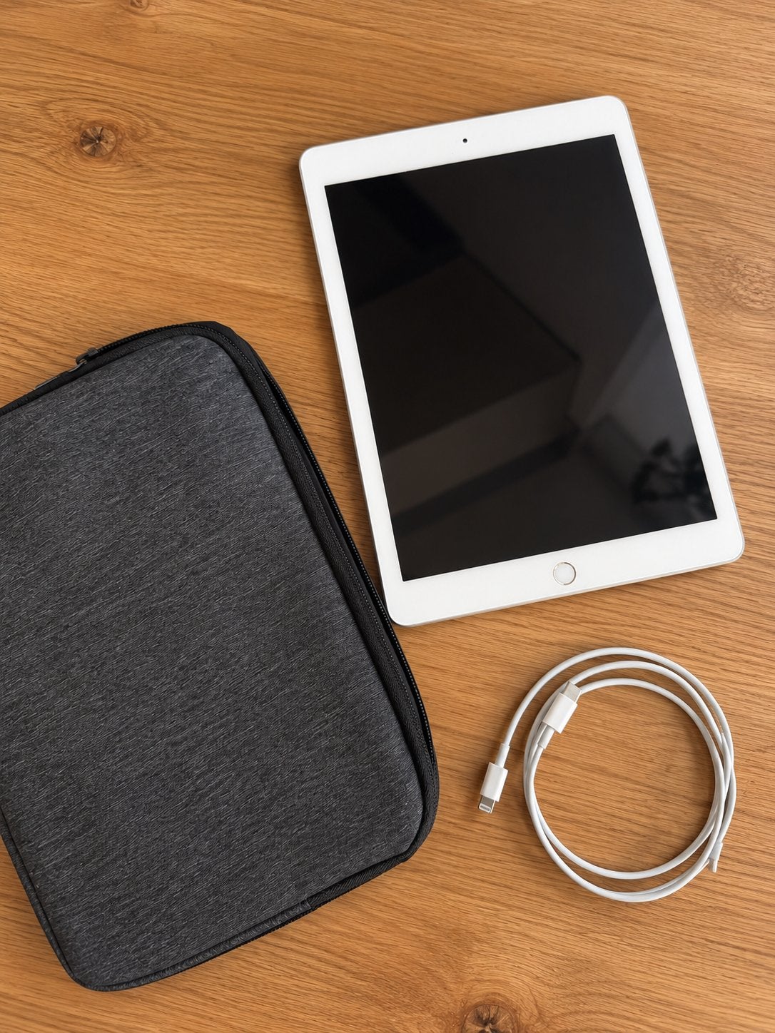 Apple iPad 6ᵉ génération – 128 Go – Wi-Fi – blanc, Enlèvement, Comme neuf, Wi-Fi