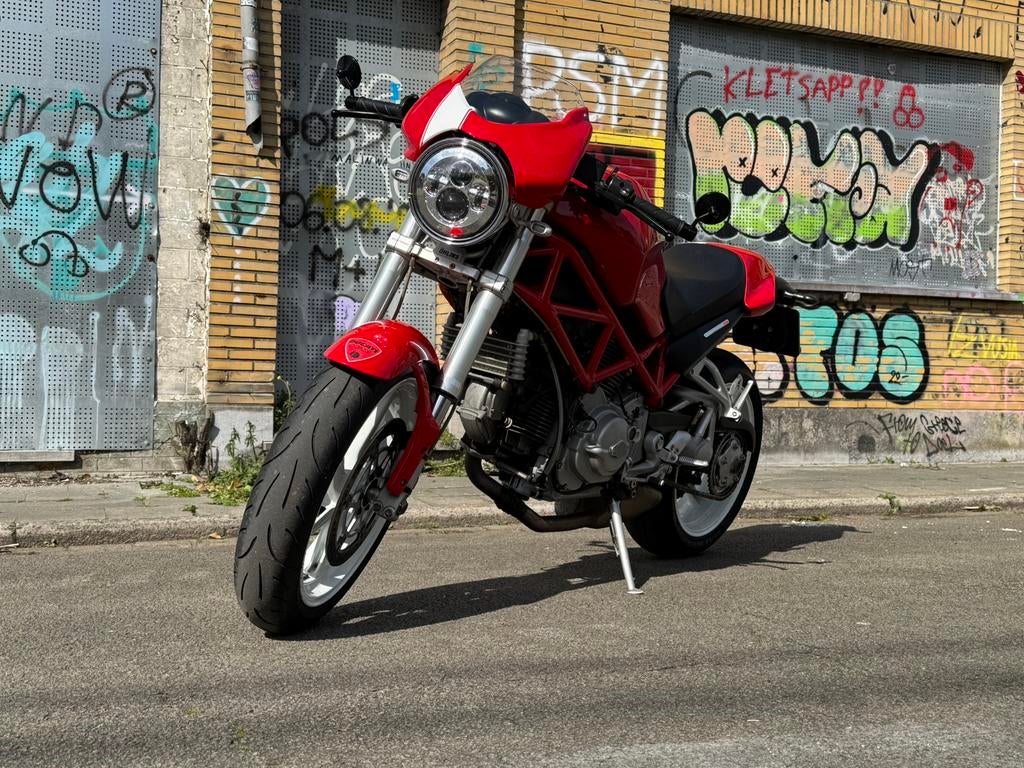 monster s2r 800, Particulier