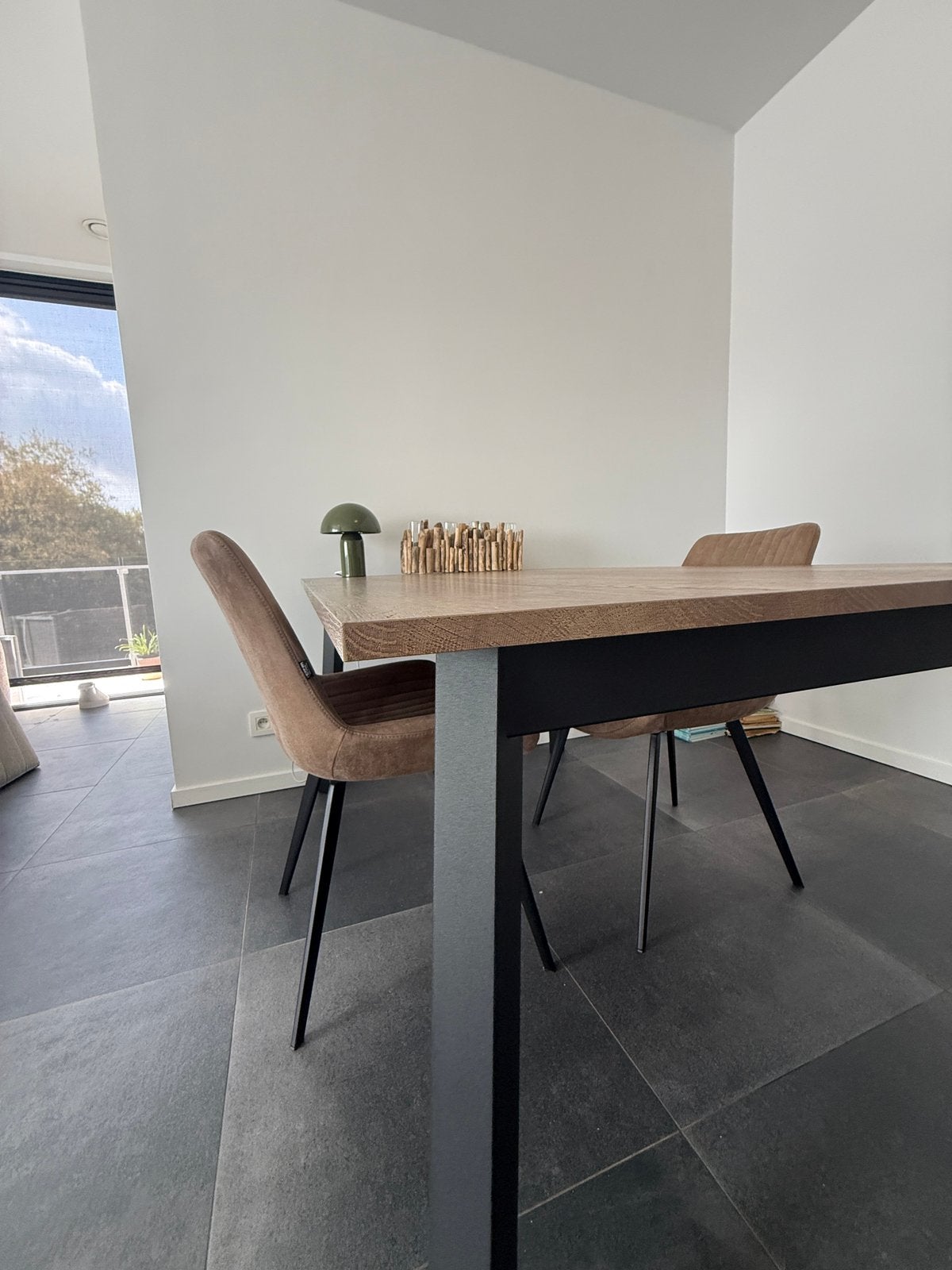 Eetafel, Enlèvement, Comme neuf