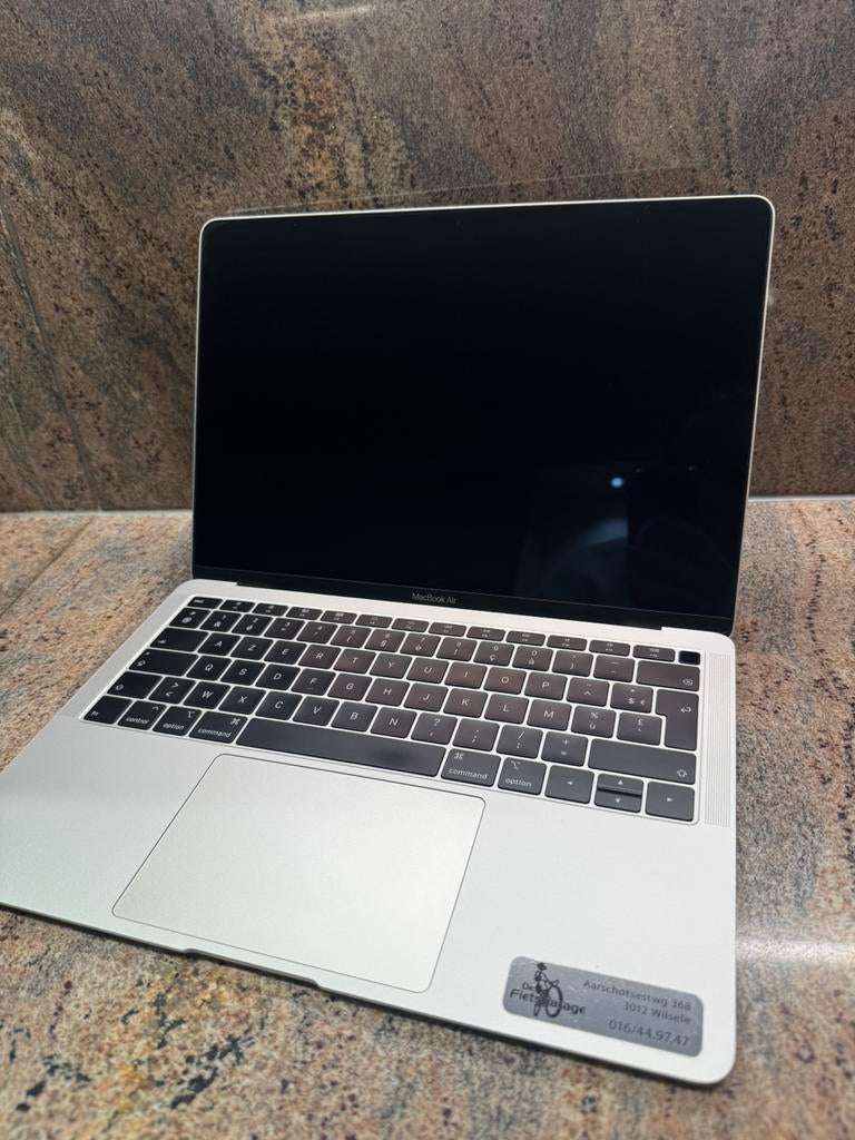 Macbook Air 2019, Ophalen, Gebruikt, 8 GB, 13 inch
