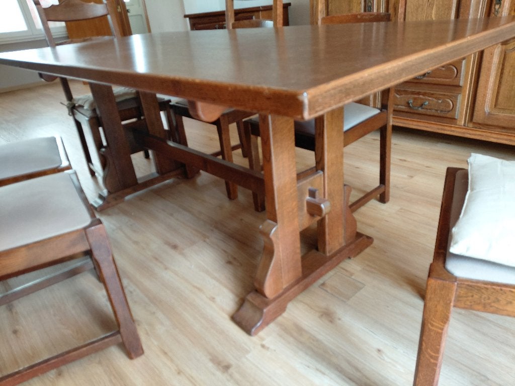 eettafel 6 à 8 plaatsen, donkere eik, Huis en Inrichting, Tafels | Eettafels, Ophalen, Gebruikt, Eikenhout, 50 tot 100 cm