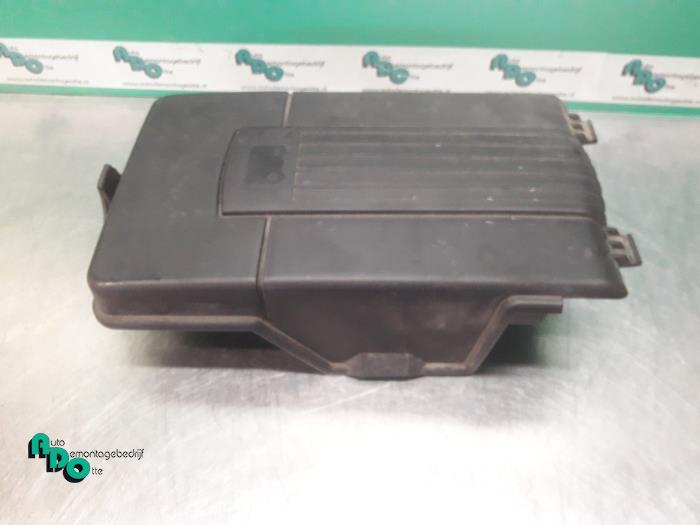 Couvercle de la batterie d'un Volkswagen Jetta (Jetta 05-), Volkswagen, -, 3 mois de garantie, Utilisé