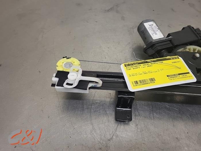 Mécanique vitre 2portes avant droite d'un Fiat Ducato, -, 3 mois de garantie, Utilisé, Fiat